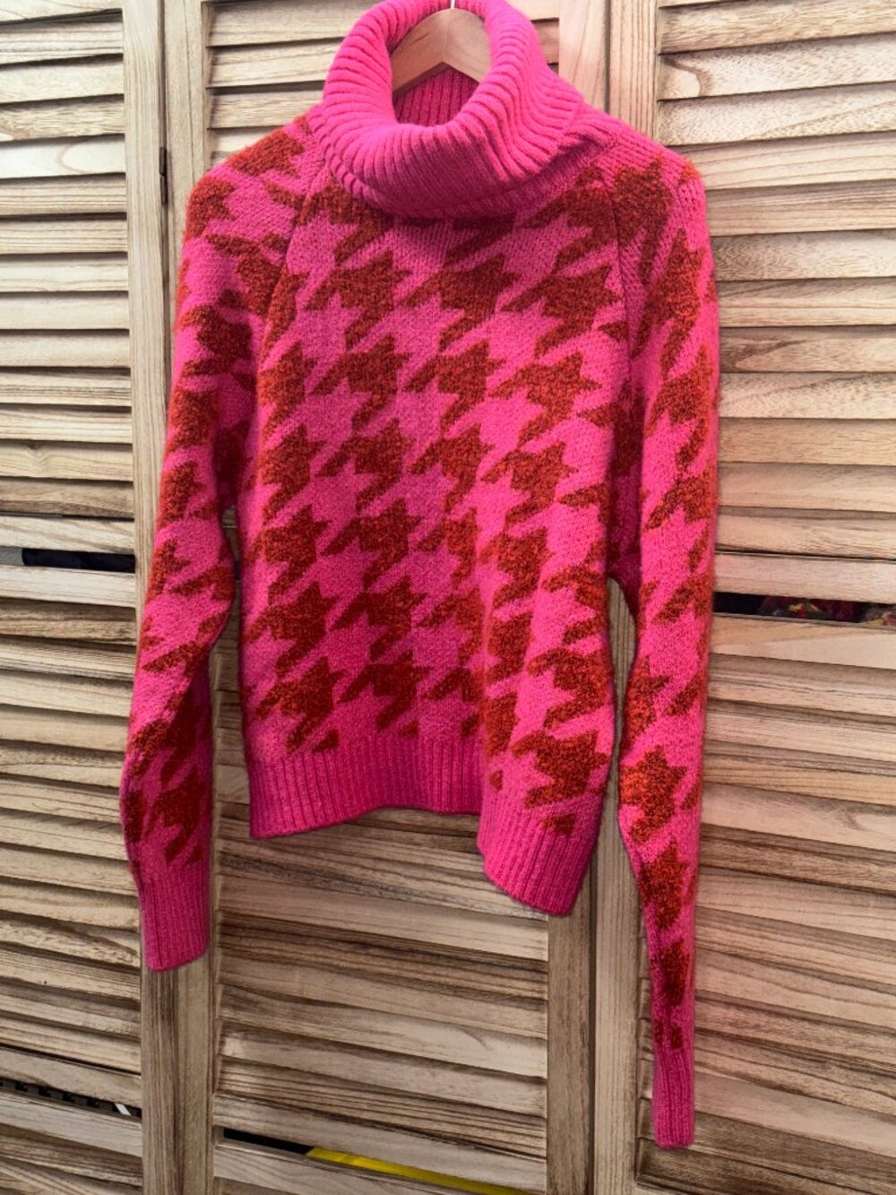 Mango Hot Pink & Red Houndstooth Turtleneck Sweater S NWOT - Picture 2 of 8